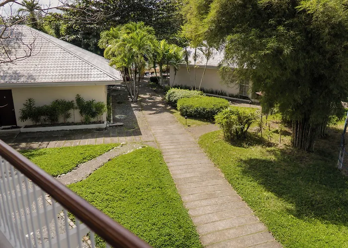 Almont Inland Resort